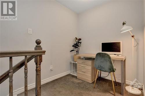 18 Caspian Row, Stittsville, ON - Indoor Photo Showing Office