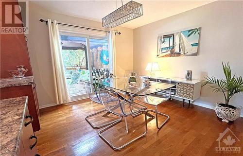 26 Melanie Crescent, Ottawa, ON - Indoor Photo Showing Dining Room