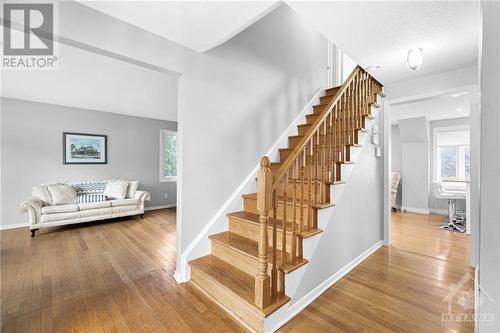 15 Hobbs Avenue, Ottawa, ON - Indoor Photo Showing Other Room