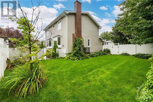 15 Hobbs Avenue, Ottawa, ON - Outdoor