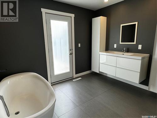 306 Torbay Street, Torquay, SK - Indoor Photo Showing Bathroom