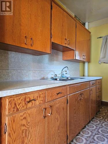 241 3Rd Street W, Mankota, SK - Indoor Photo Showing Kitchen