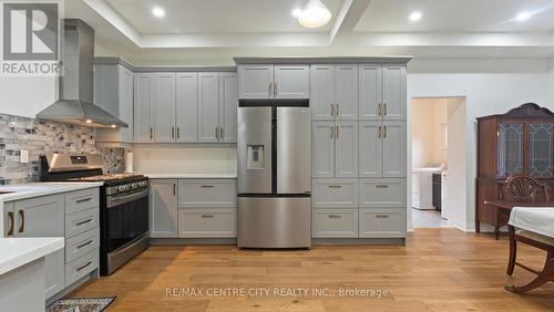 742 Mount Pleasant Road, Brantford, ON - Indoor Photo Showing Kitchen