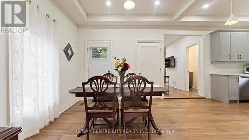 742 Mount Pleasant Road, Brantford, ON - Indoor Photo Showing Dining Room