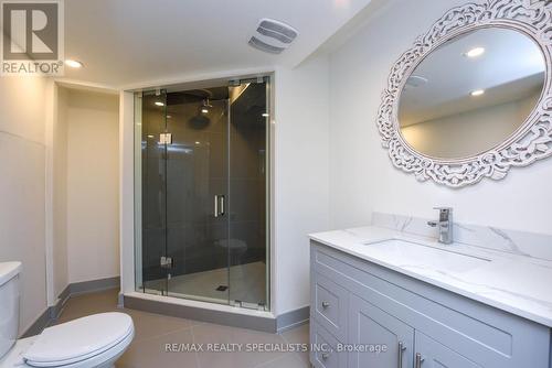 5277 5Th Side Road, Essa, ON - Indoor Photo Showing Bathroom