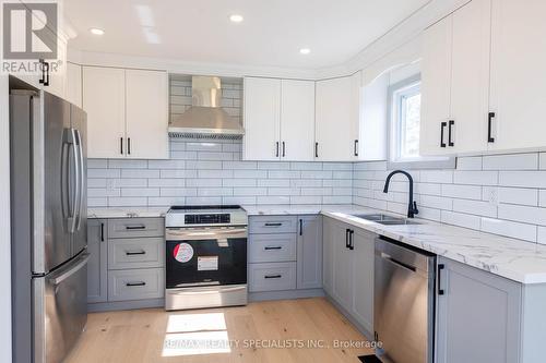 5277 5Th Side Road, Essa, ON - Indoor Photo Showing Kitchen With Double Sink With Upgraded Kitchen