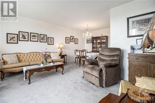 1025 Richmond Road Unit#1707, Ottawa, ON - Indoor Photo Showing Living Room