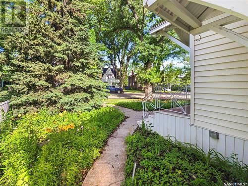 828 Temperance Street, Saskatoon, SK - Outdoor