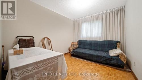 77 Flowertown Avenue, Brampton (Northwood Park), ON - Indoor