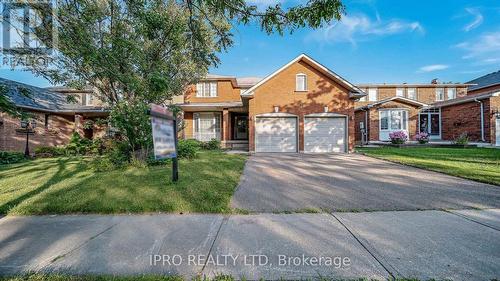 77 Flowertown Avenue, Brampton (Northwood Park), ON - Outdoor With Facade