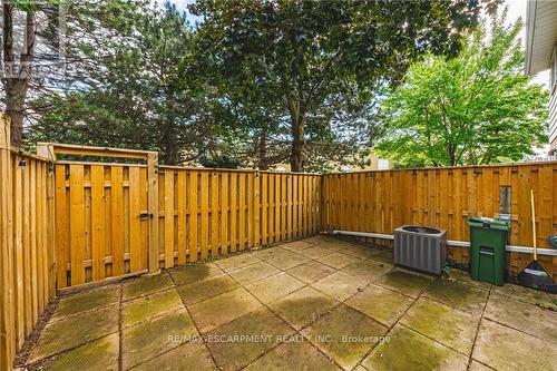 78 Riverdale Drive, Hamilton, ON - Outdoor