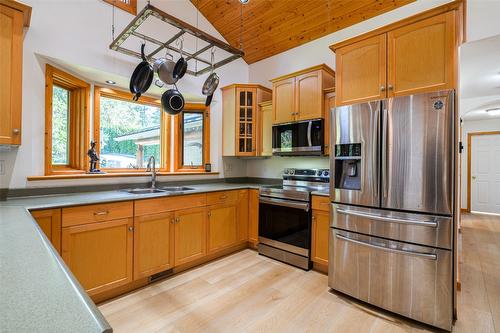 10 Candide Drive, Lumby, BC - Indoor Photo Showing Kitchen With Double Sink