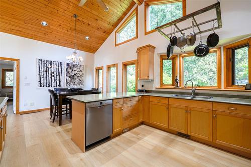 10 Candide Drive, Lumby, BC - Indoor Photo Showing Kitchen With Double Sink