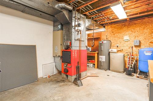 10 Candide Drive, Lumby, BC - Indoor Photo Showing Basement