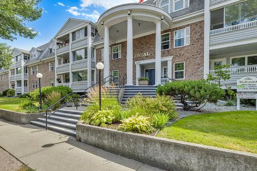 121-575 Sutherland Avenue, Kelowna, BC - Outdoor With Facade