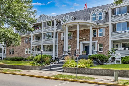 121-575 Sutherland Avenue, Kelowna, BC - Outdoor With Facade