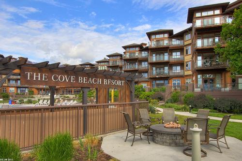 342-4205 Gellatly Road, West Kelowna, BC - Outdoor With Balcony