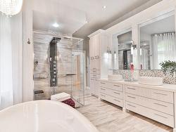 Ensuite bathroom - 