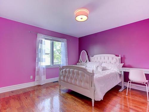 Chambre Ã Â coucher - 7630 Rue De Liverpool, Brossard, QC - Indoor Photo Showing Bedroom