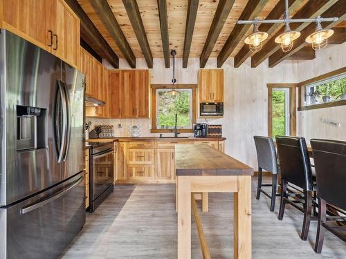 Cuisine - 50 Ch. Scharf, Gracefield, QC - Indoor Photo Showing Kitchen