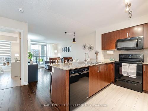 503-80 Esther Lorrie Dr, Toronto, ON - Indoor Photo Showing Kitchen