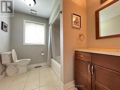 72 Cachet Parkway, Markham (Devil'S Elbow), ON - Indoor Photo Showing Bathroom