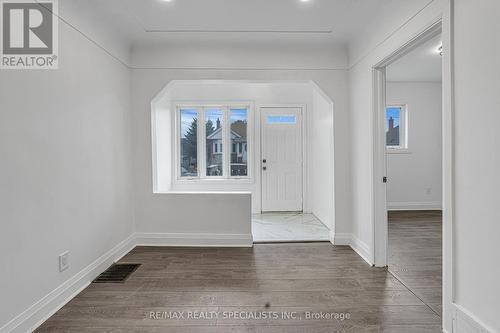 126 Harmony Avenue, Hamilton, ON - Indoor Photo Showing Other Room