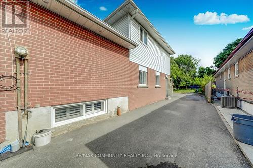 11 Cultra Square, Toronto (West Hill), ON - Outdoor With Exterior