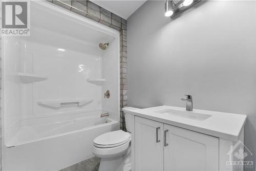 122 Bandys Road, Braeside, ON - Indoor Photo Showing Bathroom