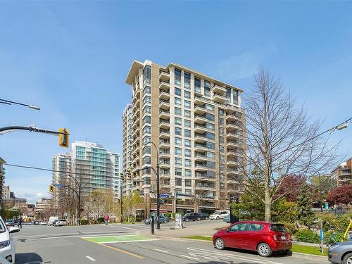 404-788 Humboldt St, Victoria, BC - Outdoor With Facade