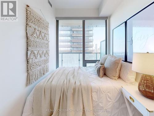 4504 - 50 Charles Street E, Toronto (Church-Yonge Corridor), ON - Indoor Photo Showing Bedroom