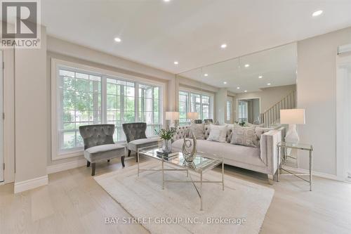 119 Simonston Boulevard, Markham, ON - Indoor Photo Showing Living Room