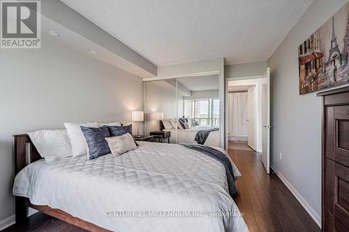 809 - 3 Hickory Tree Road, Toronto (Weston), ON - Indoor Photo Showing Bedroom