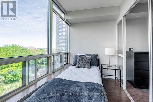 809 - 3 Hickory Tree Road, Toronto (Weston), ON - Indoor