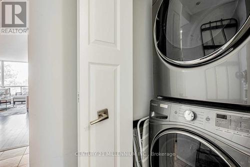 809 - 3 Hickory Tree Road, Toronto (Weston), ON - Indoor Photo Showing Laundry Room