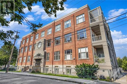 297 Dupuis Street Unit#107, Ottawa, ON - Outdoor With Facade