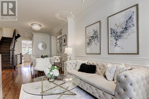 48 Clairtrell Road, Toronto (Willowdale East), ON - Indoor Photo Showing Living Room