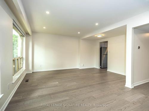 16 Corvus Starway, Toronto, ON - Indoor Photo Showing Other Room