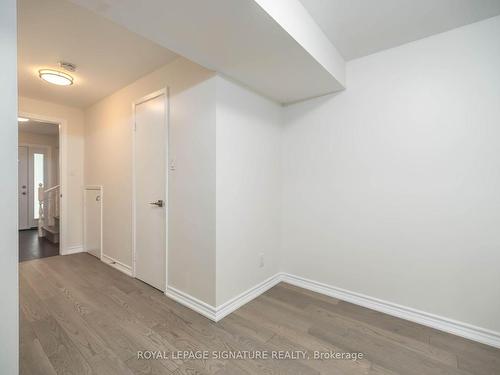 16 Corvus Starway, Toronto, ON - Indoor Photo Showing Other Room