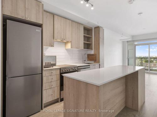 525-50 George Butchart Dr, Toronto, ON - Indoor Photo Showing Kitchen With Stainless Steel Kitchen