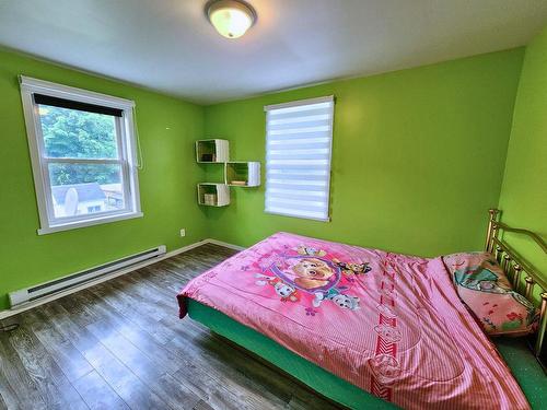 Chambre Ã Â coucher - 272 Rue Des Érables, Brownsburg-Chatham, QC - Indoor Photo Showing Bedroom