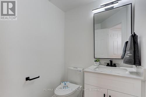 125 Green Bush Crescent, Vaughan, ON - Indoor Photo Showing Bathroom