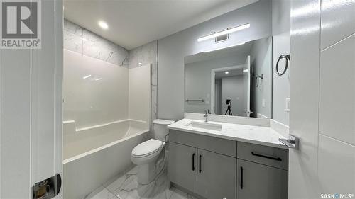 755 Delainey Court, Saskatoon, SK - Indoor Photo Showing Bathroom