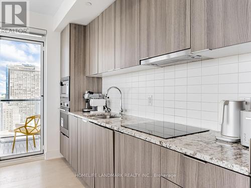 3507 - 955 Bay Street, Toronto (Bay Street Corridor), ON - Indoor Photo Showing Kitchen With Double Sink With Upgraded Kitchen