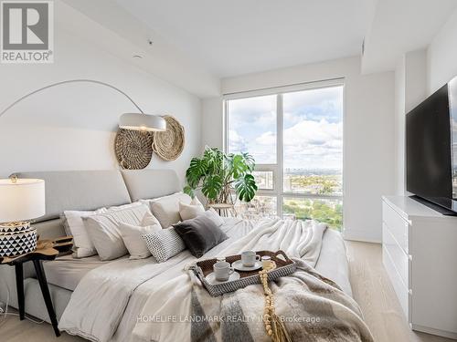 3507 - 955 Bay Street, Toronto (Bay Street Corridor), ON - Indoor Photo Showing Bedroom