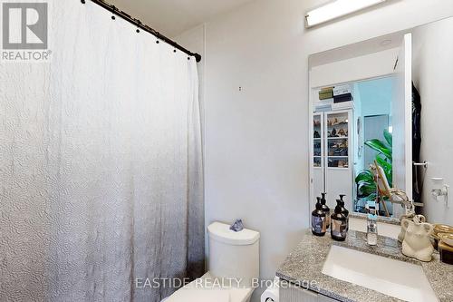 2109 - 50 Ordnance Street, Toronto (Niagara), ON - Indoor Photo Showing Bathroom