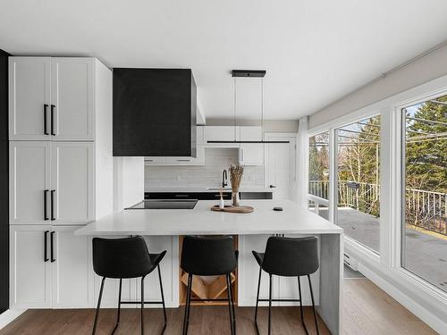 Kitchen - 890 Route Marie-Victorin, Lévis (Les Chutes-De-La-Chaudière-Ouest), QC - Indoor Photo Showing Kitchen With Upgraded Kitchen