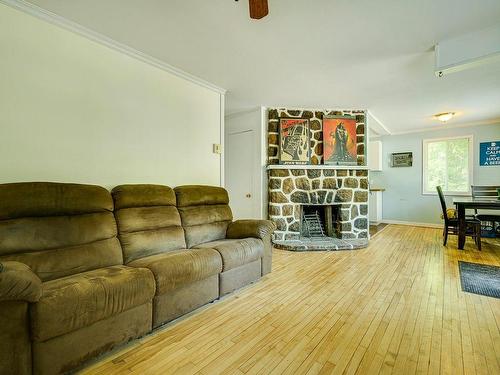 Salon - 58  - 60 Rue Pilon, Sainte-Adèle, QC - Indoor Photo Showing Living Room With Fireplace