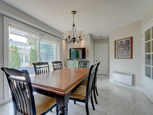 Salle Ã  manger - 161 Rue Marguerite-Bertaud, Boucherville, QC - Indoor Photo Showing Dining Room