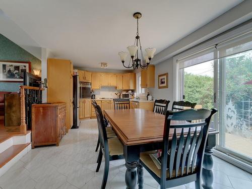 Salle Ã  manger - 161 Rue Marguerite-Bertaud, Boucherville, QC - Indoor Photo Showing Dining Room